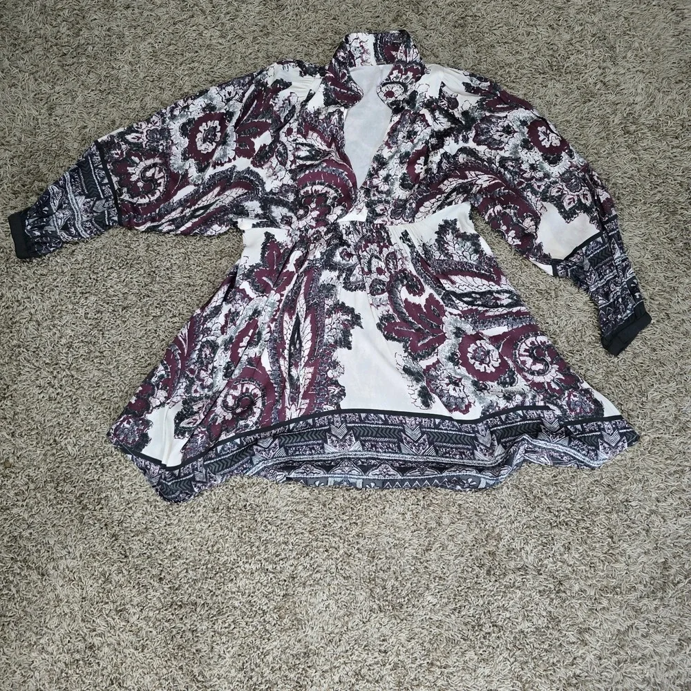 Free People Dress Size XS Burgundy Boho Paisley Babydoll Mini Swing V Neck
